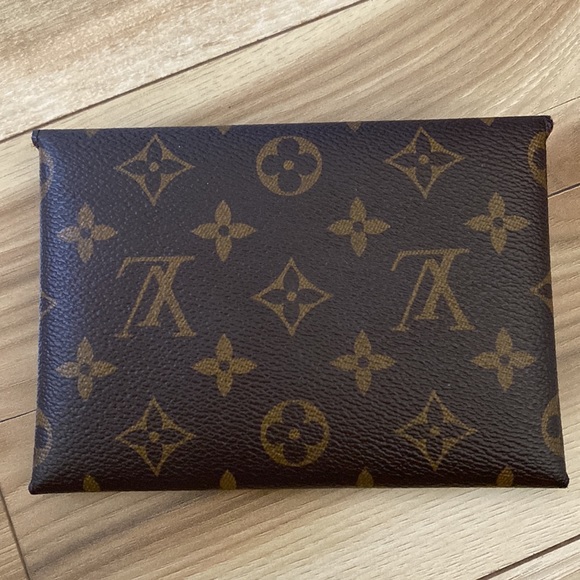 Sold - Picture 3 of 13